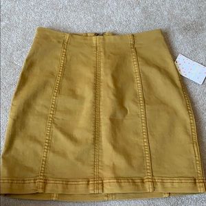 FREE PEOPLE GOLD FIELDS SIZE 2